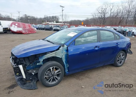 2023 Kia Forte Lxs z USA, uszkodzony, nr VIN 3KPF24AD1PE602579